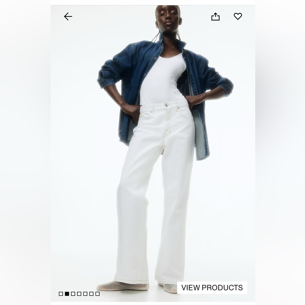 NWT &DENIM straight regular jeans from H&M. Mid-rise. Size 14. White.